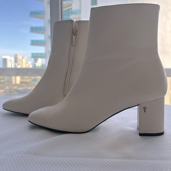 Ted baker leather ankle boot ivory beige size 9 - Picture 2 of 8